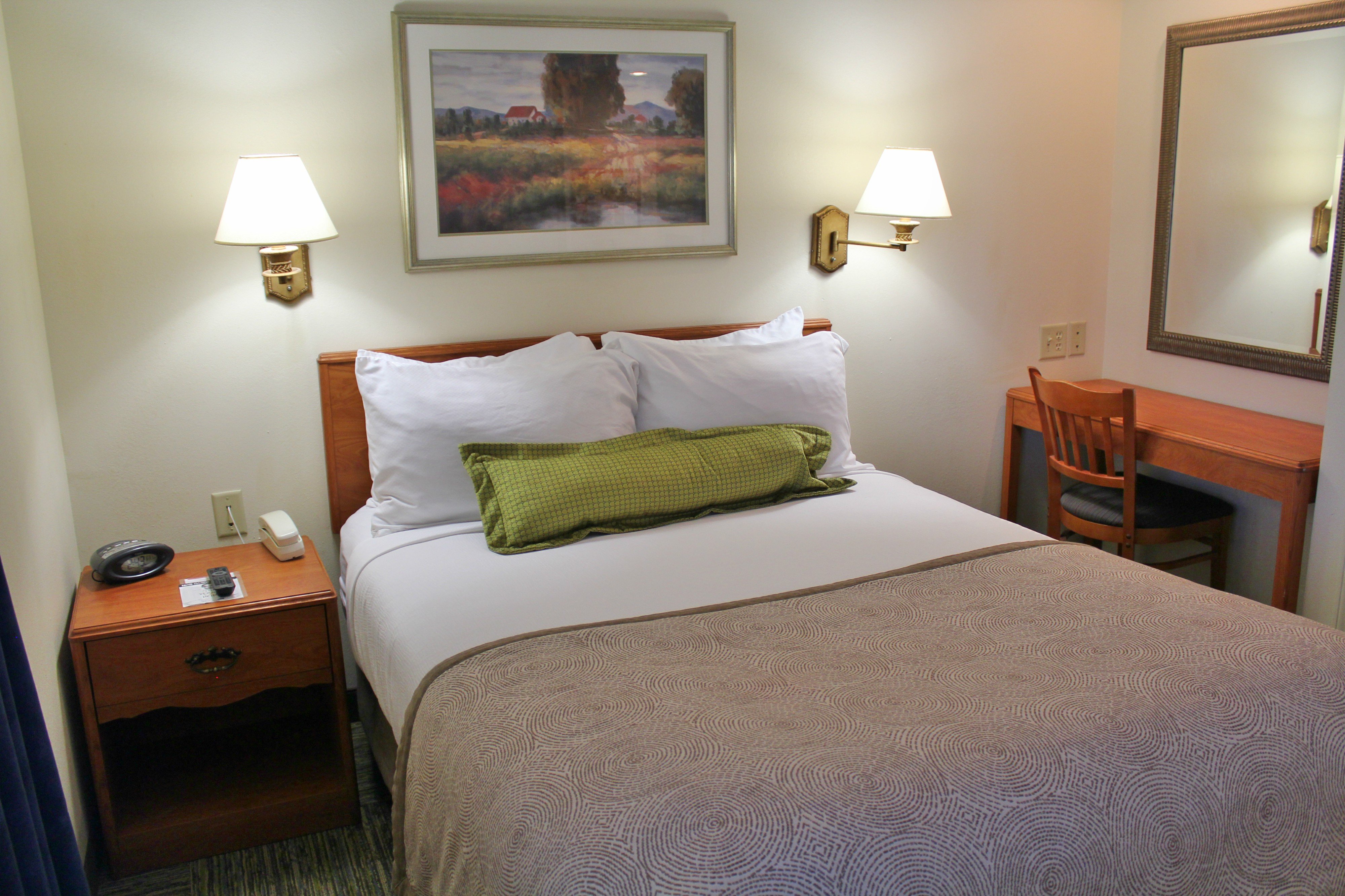 Candlewood Suites Syracuse-Airport 33/75