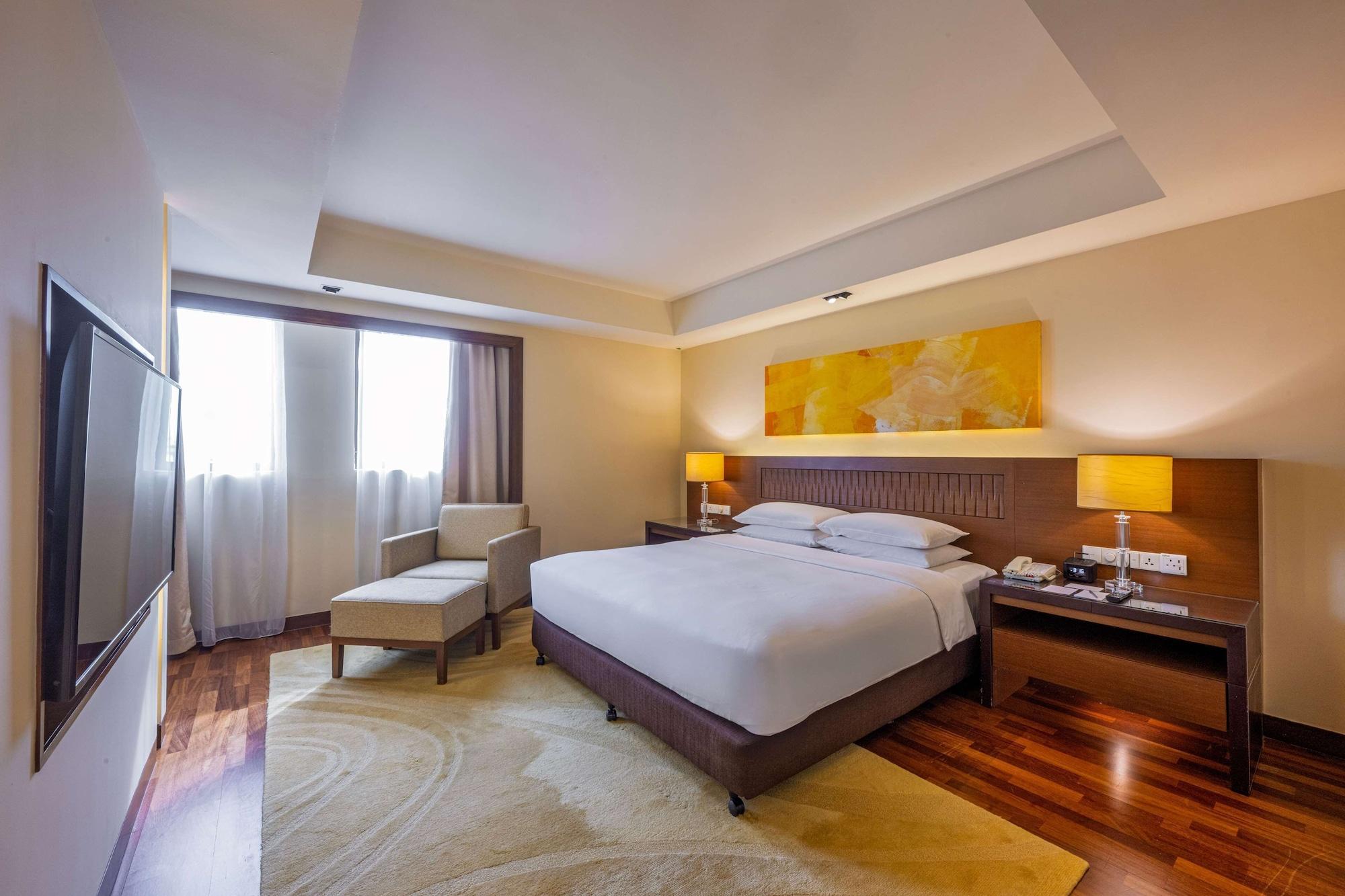 Regency, Executive, Suite