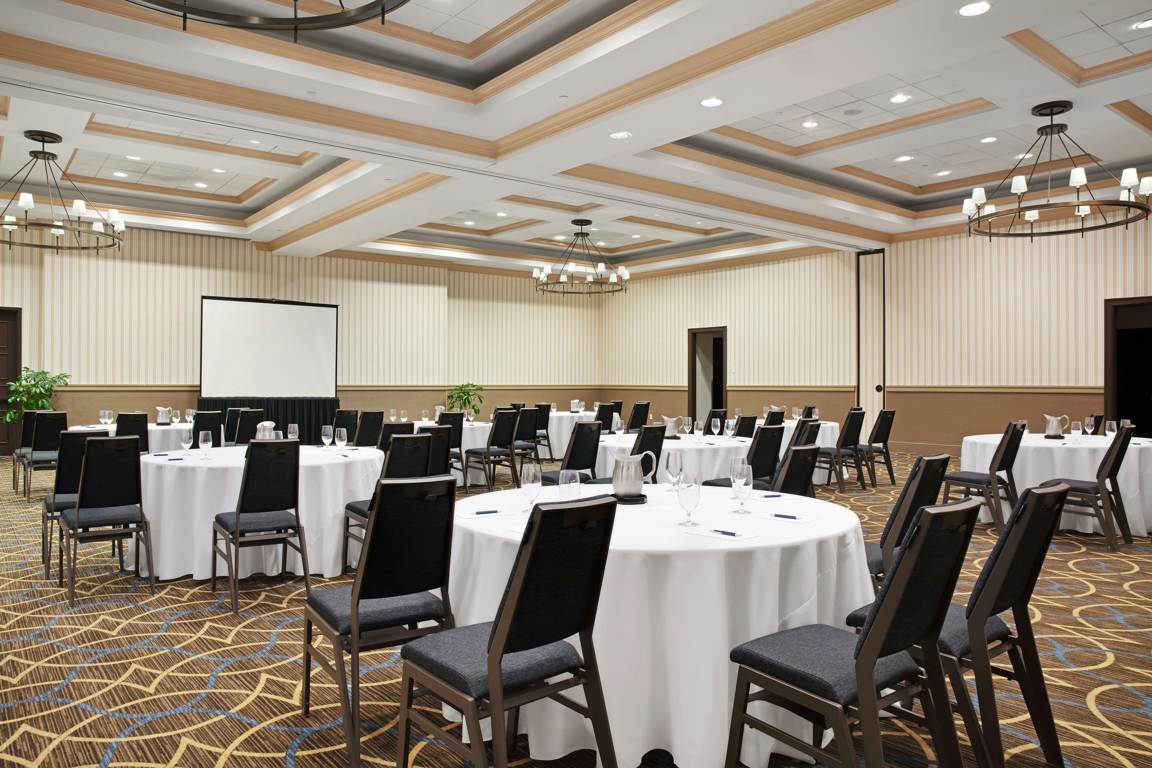 Sheraton Baltimore Washington Airport Hotel - BWI 51/56