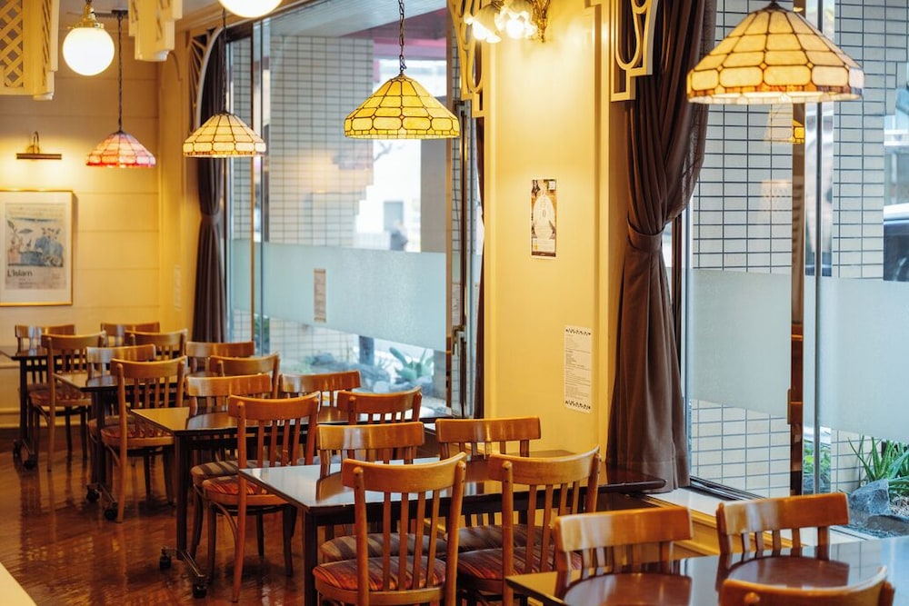 Nest Hotel Matsuyama 56/68