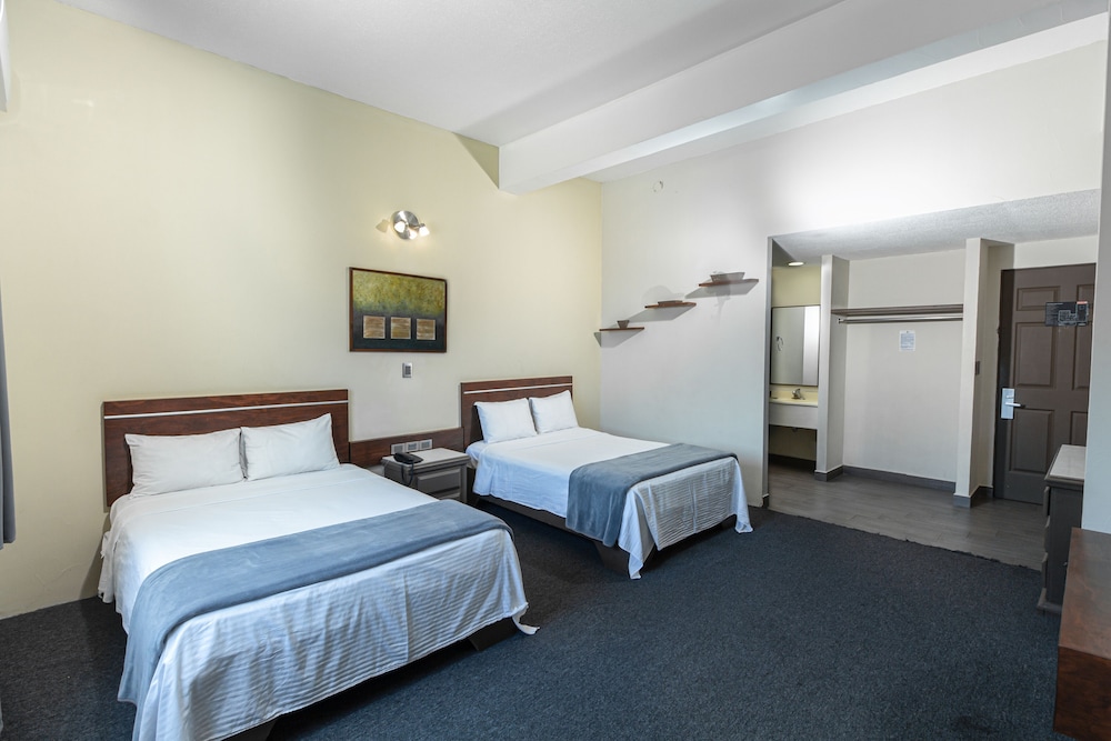 Hotel Plaza Del Arco 19/50