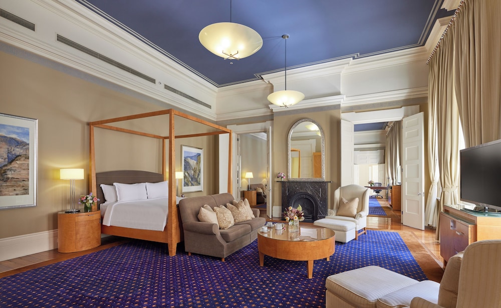 The Fullerton Hotel Sydney 52/68