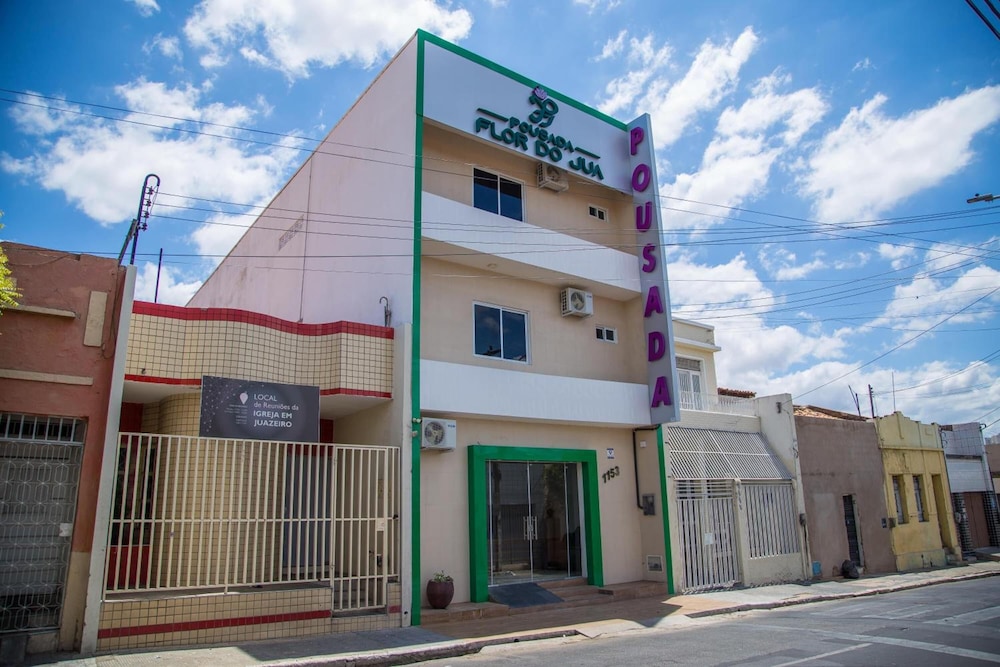 Hotel e Pousada Flor do Jua 2/23