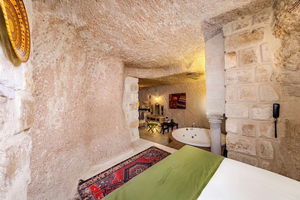 Pegas Cave Suites 41/48