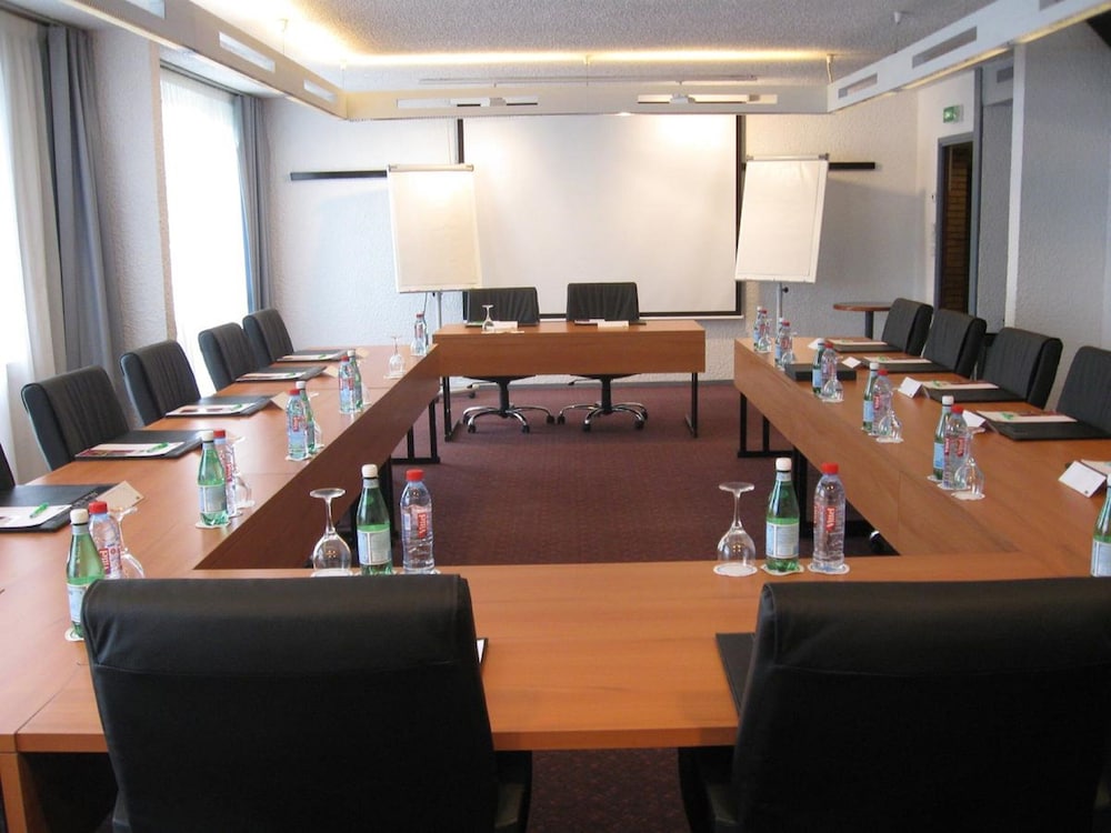ibis Styles Lille Neuville en Ferrain 34/47