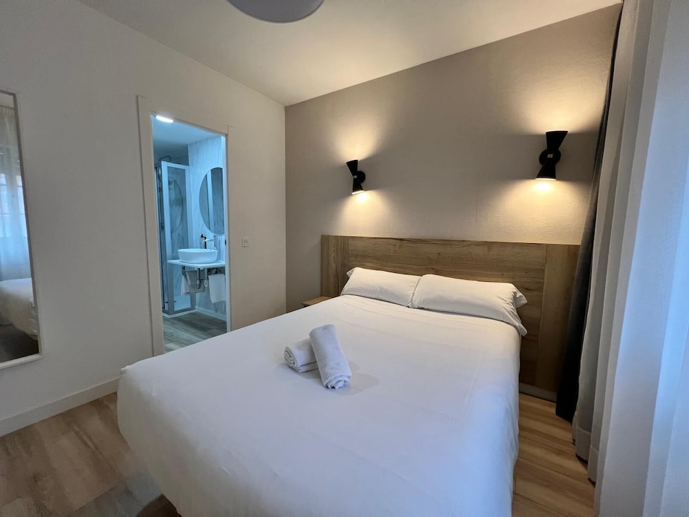 Iraipe Gorbea Hotel 9/48