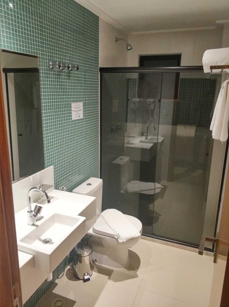 Pituba Praiamar Hotel 31/33