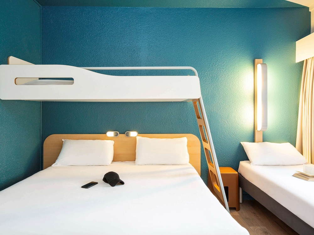 IBIS BUDGET PARIS PORTE DE PANTIN 15/64