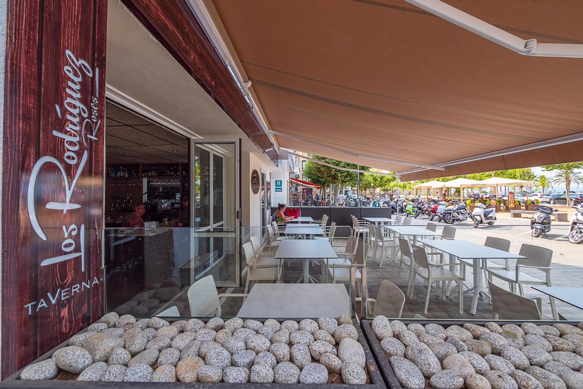 Hotel Vela 4/54