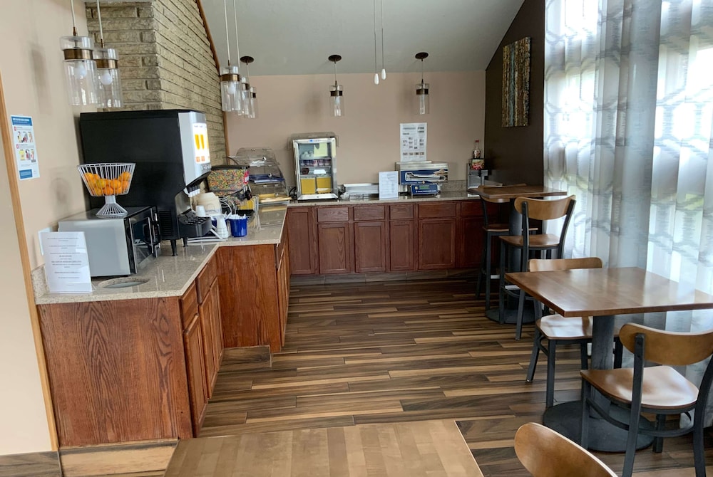 Days Inn by Wyndham Wauseon 3/49