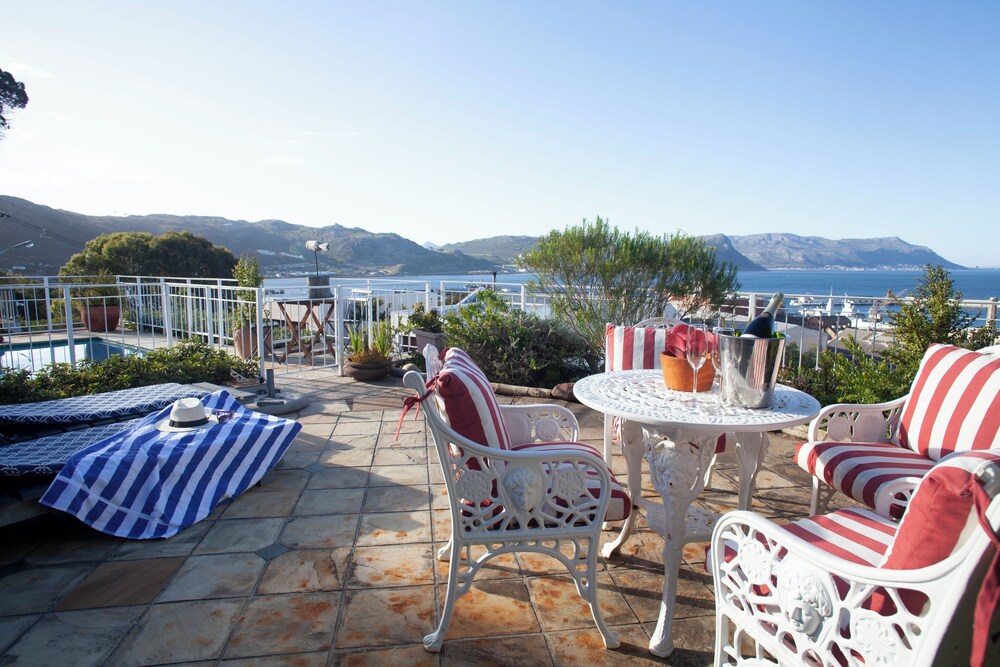The Grosvenor Guest House 40/50