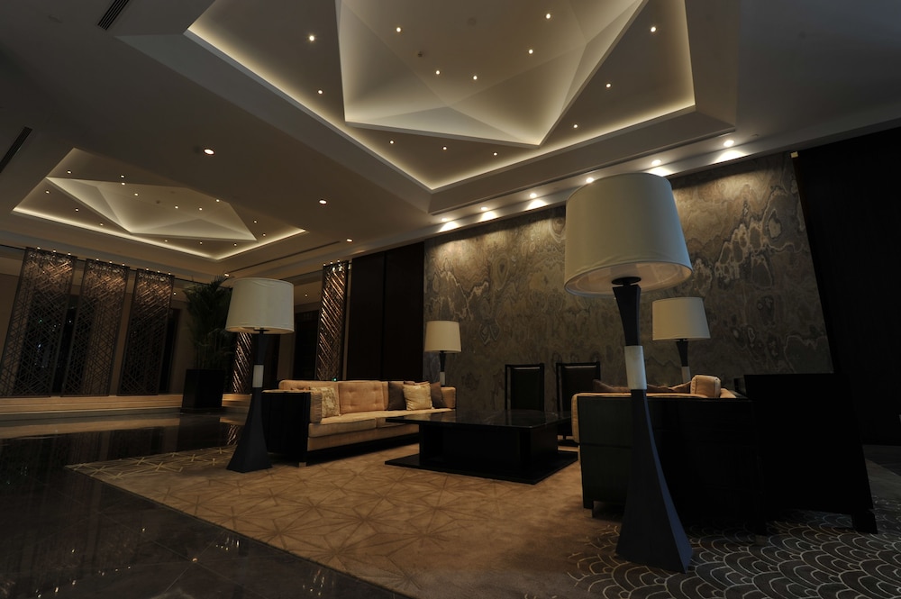 Jinling Hotel 12/52