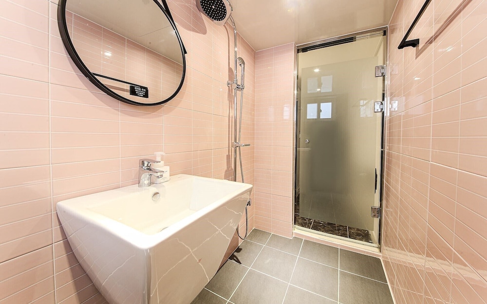 Busan Seomyeon Business Hotel J7 18/20