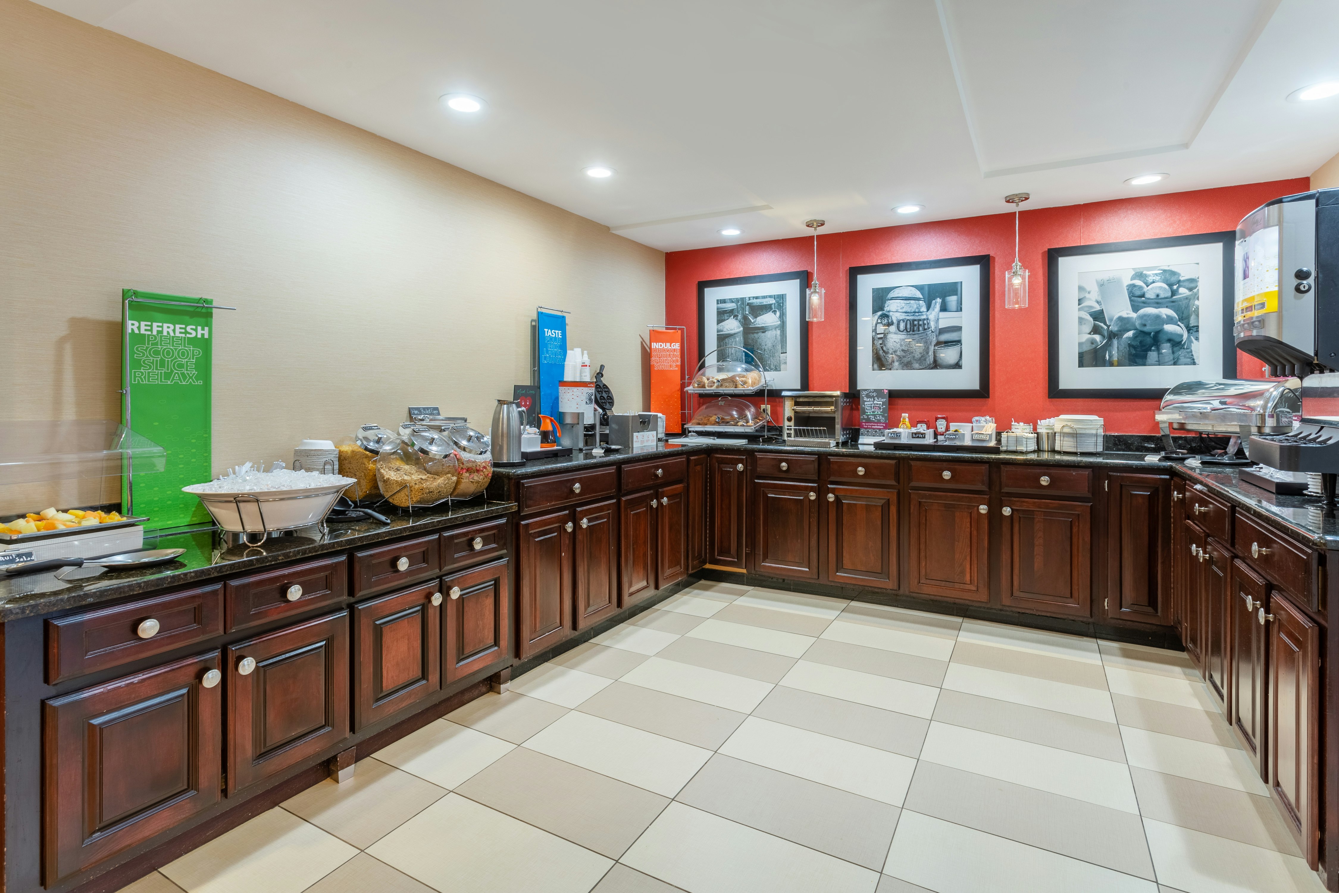 Hampton Inn Groton 43/56