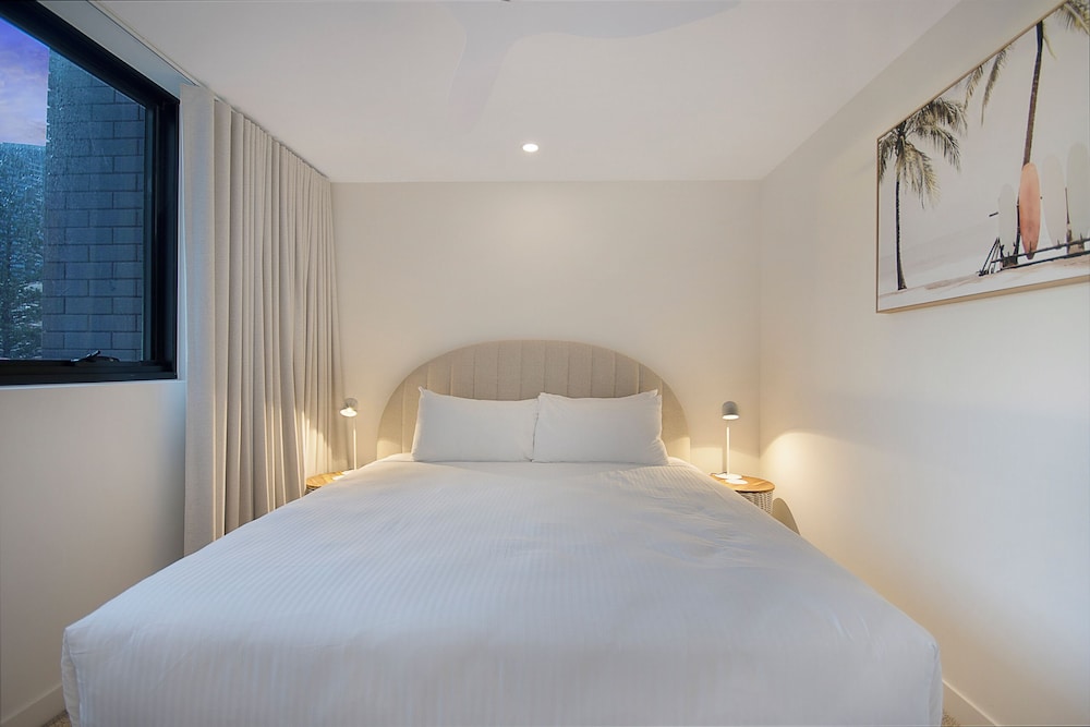 The Shores Surfers Paradise Apartments 17/50