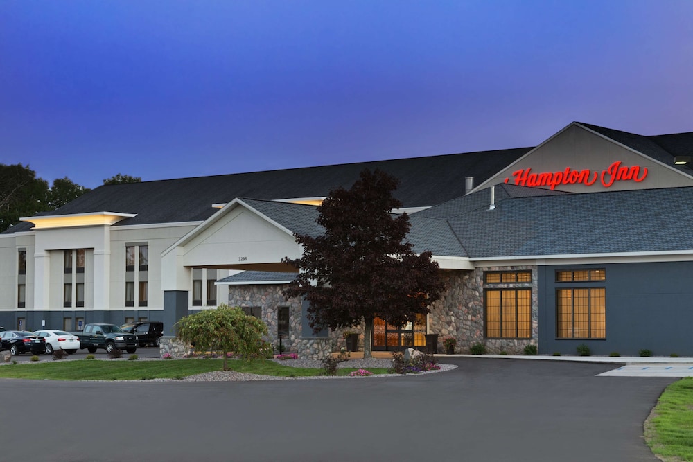 Hampton Inn Sault Ste Marie 1/42