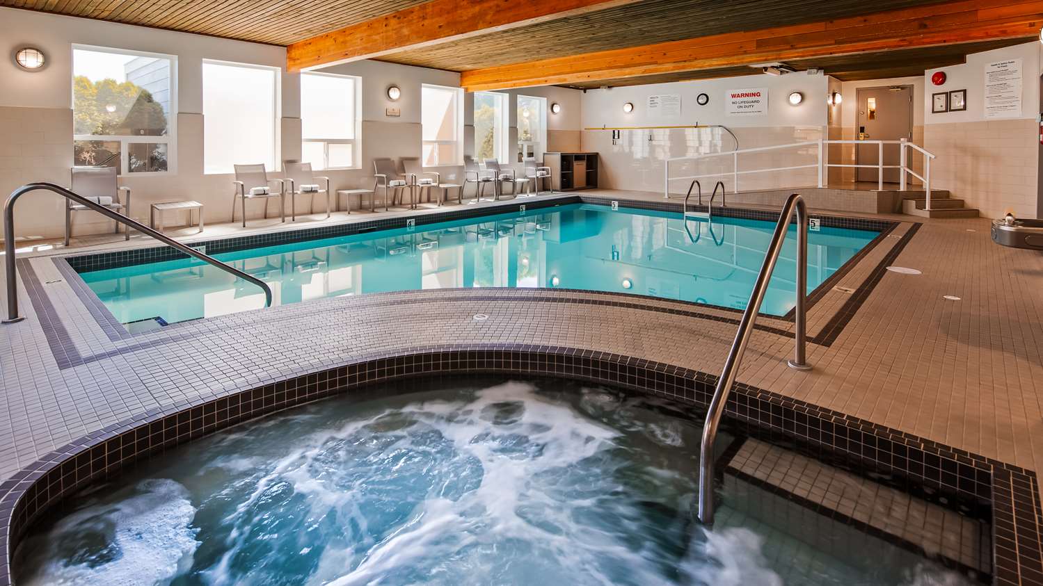 Best Western Plus Country Meadows Inn 12/28