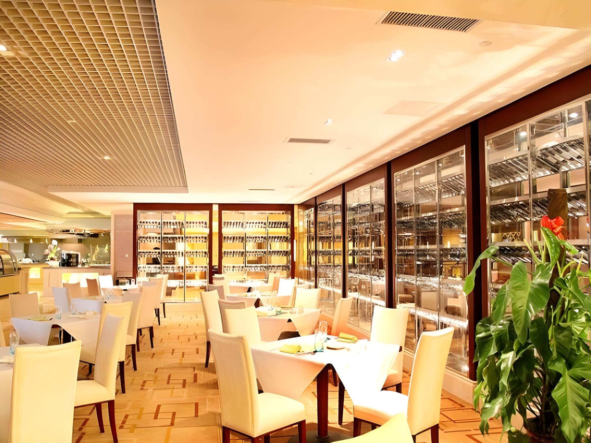 Grand Metropark Hotel, Shenyang 16/24