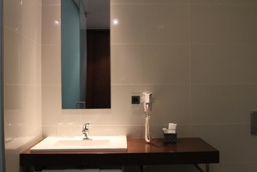 Lazza Hotel 43/45