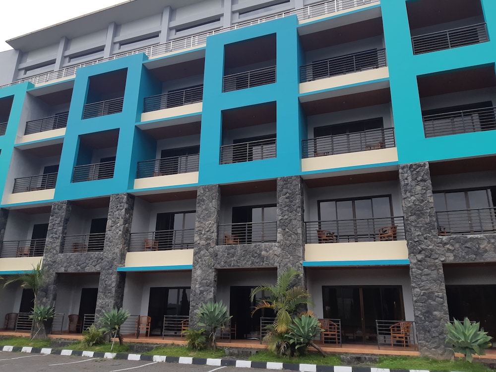 Grand Bintang Tawangmangu photo2