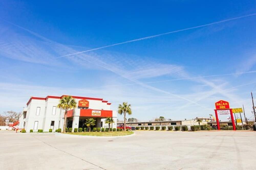 Econo Lodge Inn & Suites Channelview - Houston East 6/37