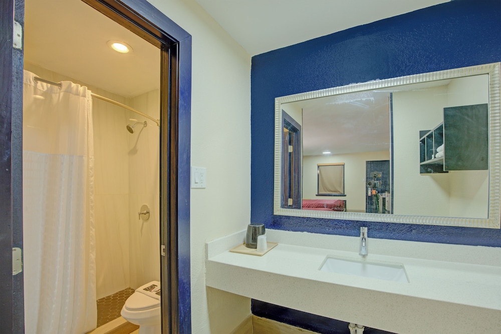 Texas Inn Brownsville by Hotel O 48/53