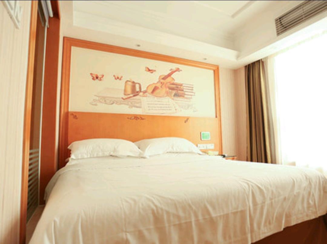 Vienna Hotel (Huizhou Danshui Baiyun Road) 29/52