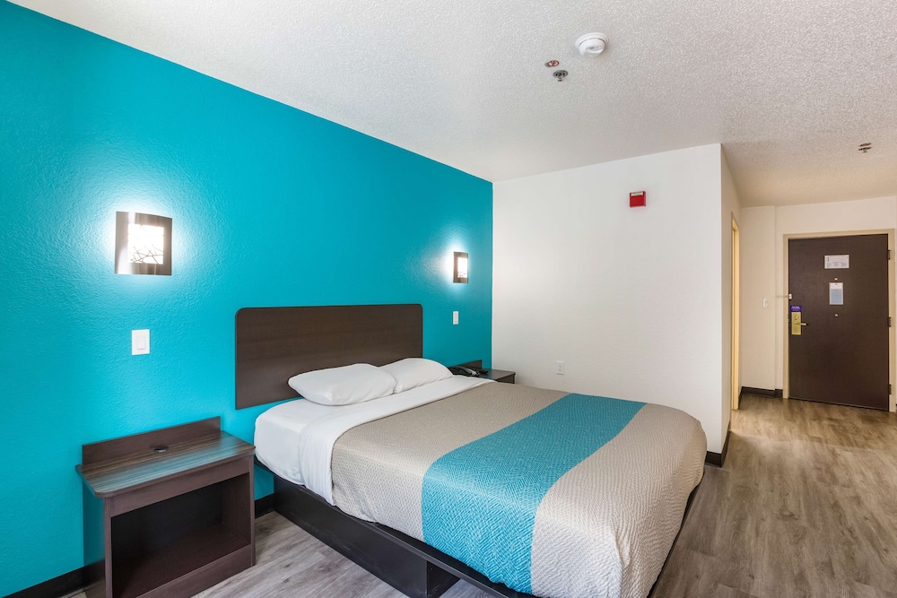 Motel6 Smyrna, GA - Atlanta 18/39