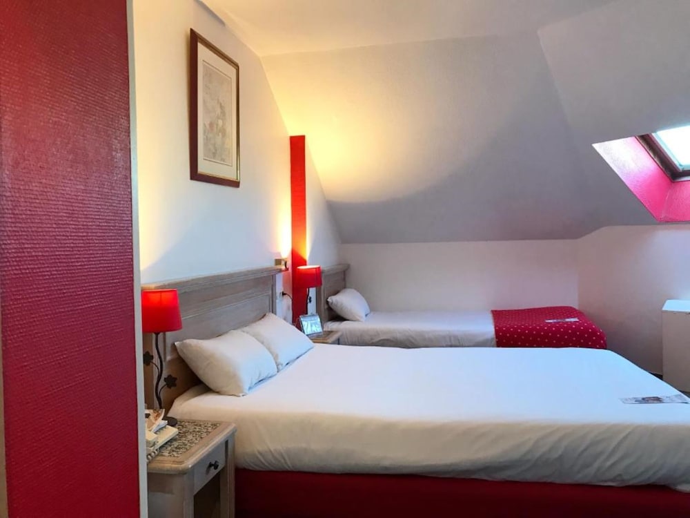 Brit Hotel Aux Sacres - Reims Centre 24/51