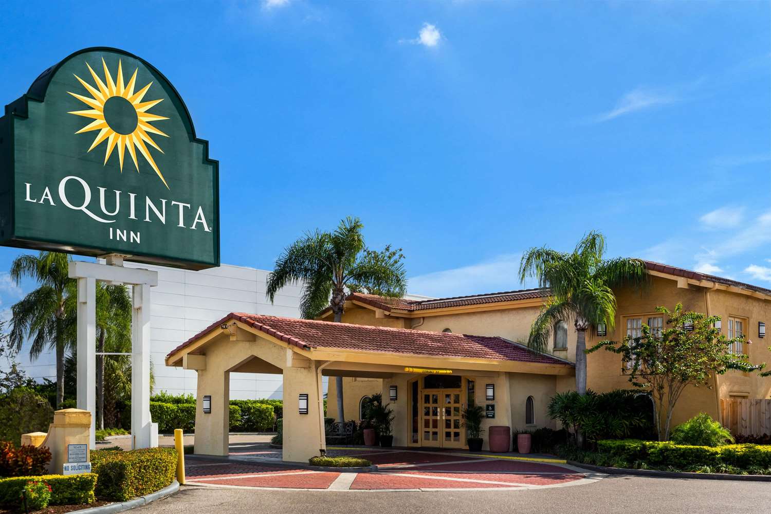 La Quinta Inn Tampa Airport Stadium Westshore 4/29