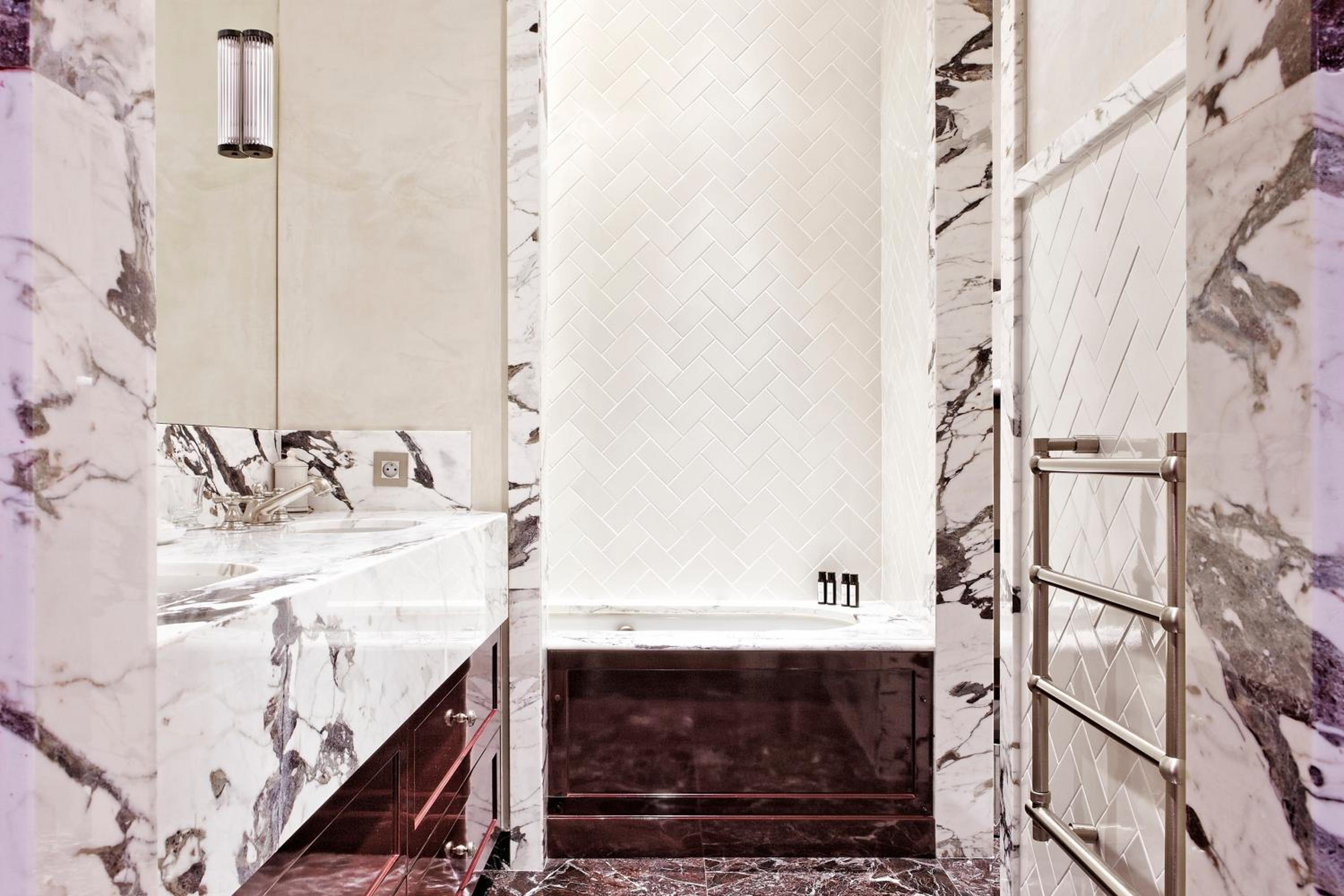 Boudoir، Saint James 5/5