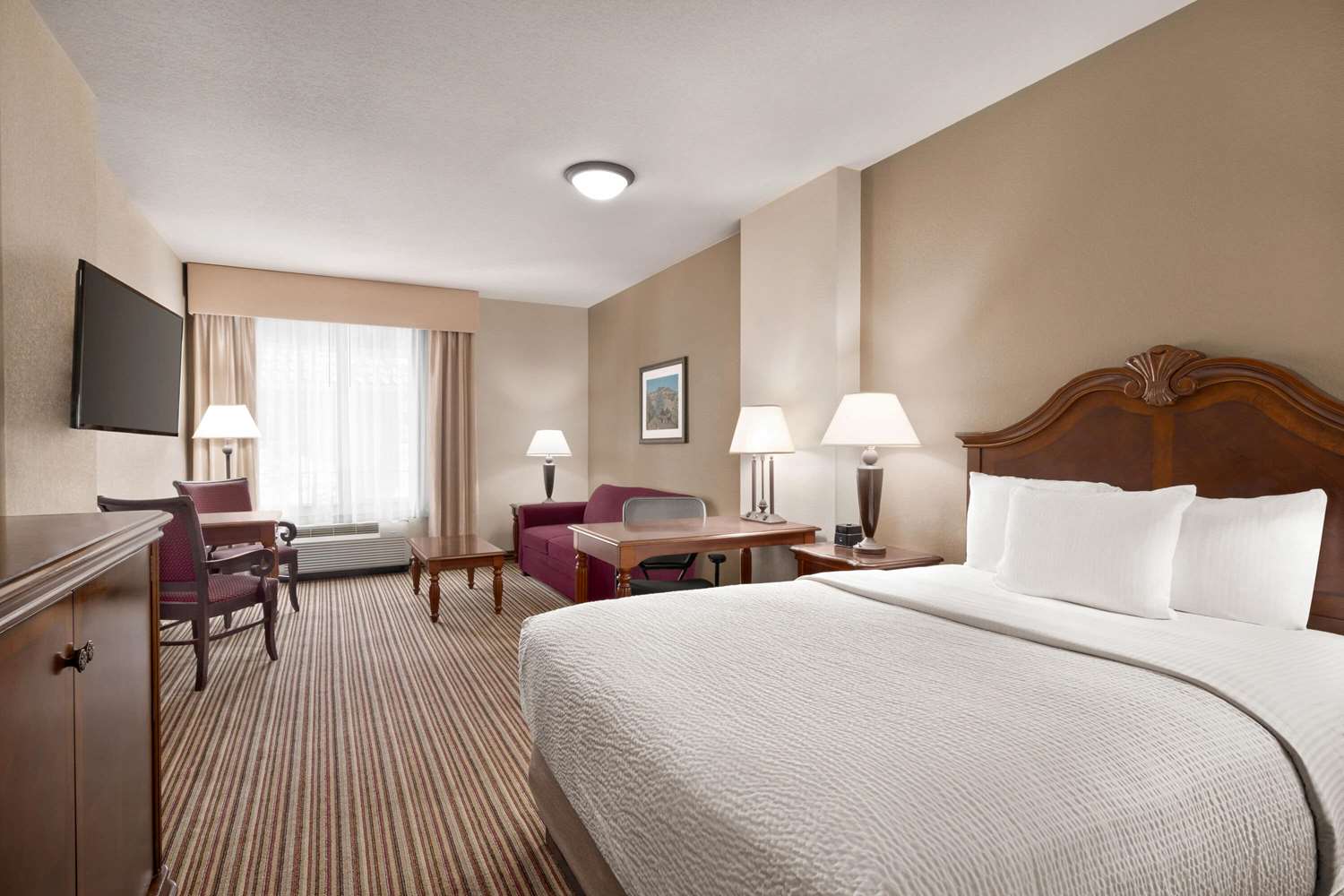 La Quinta Inn & Suites by Wyndham Trinidad 14/61