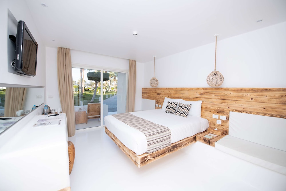Meraki Resort - Adults Only (Plus 16) 12/62