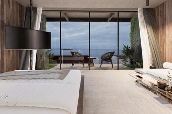 Executive, Suite, King Bed, Sea View, Sofa
