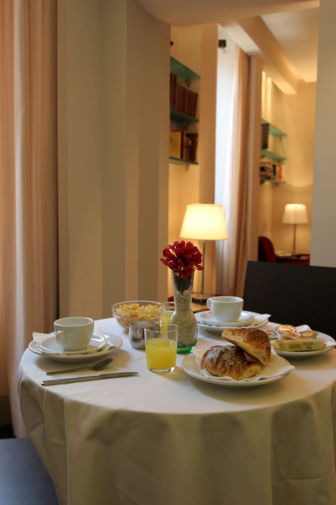 Hotel Garda Roma 47/60