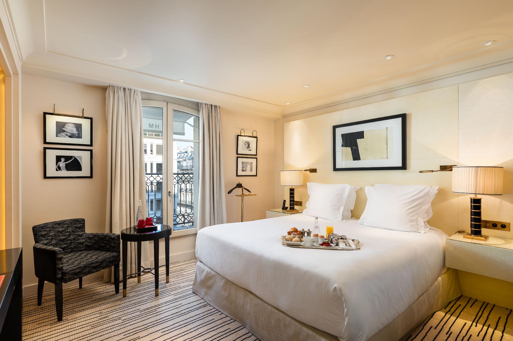 Junior Suite, King Bed