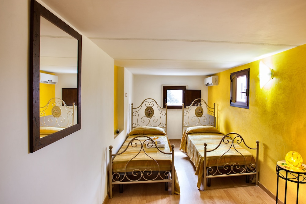 B&B Perla Del Sud 6/15