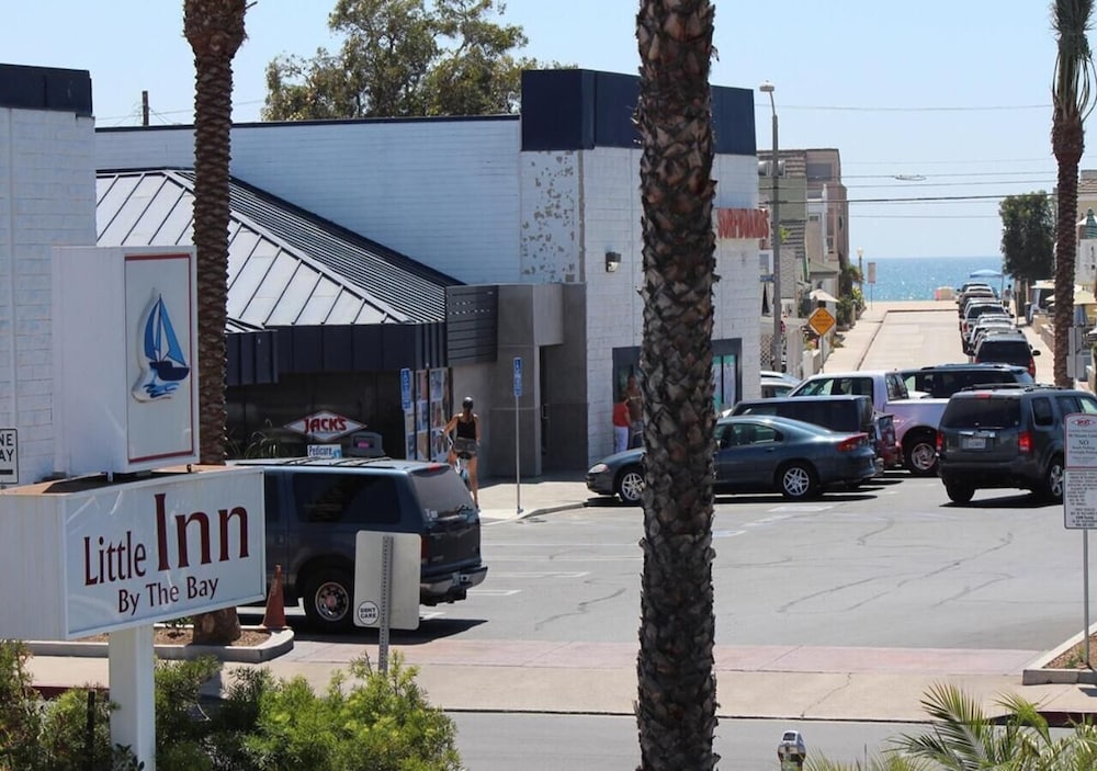 Little Inn By The Bay Newport Beach 32/45