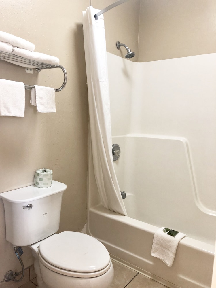 Economy Inn 22/45