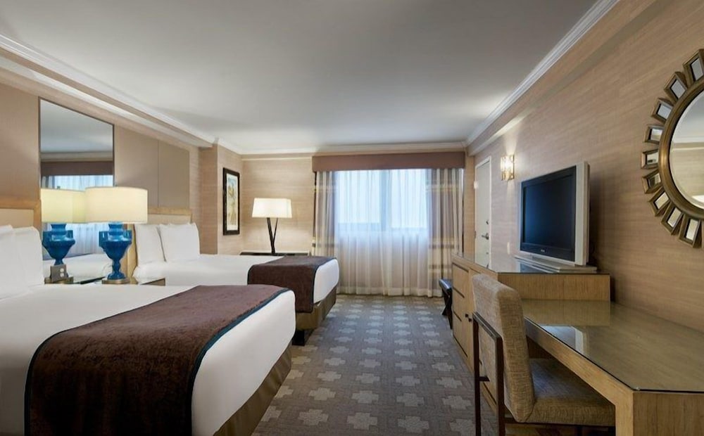 Deluxe, 2 Double Beds, City View, Forum Tower