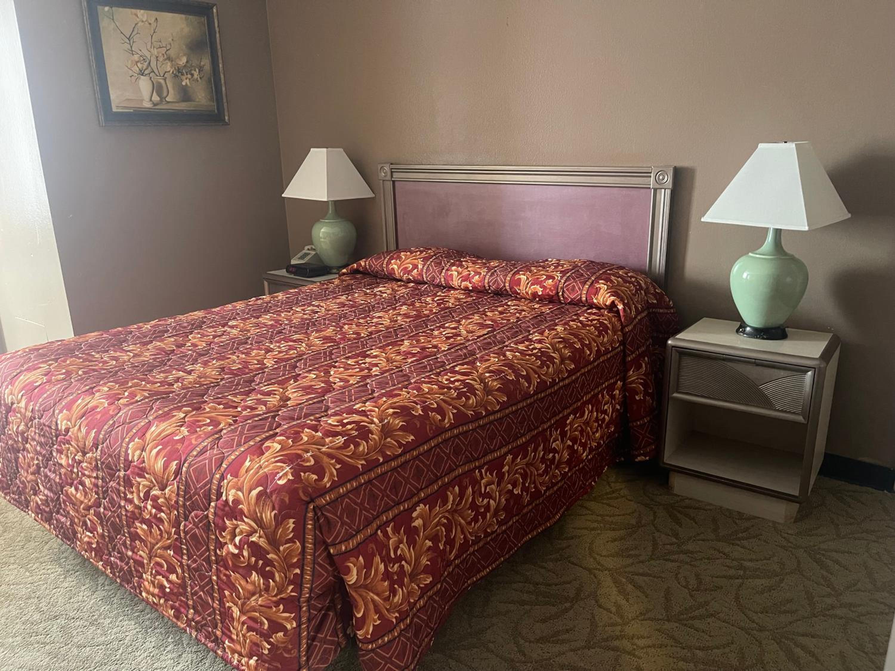 Room, Queen Bed, Hotel Pacific Garden 5/9