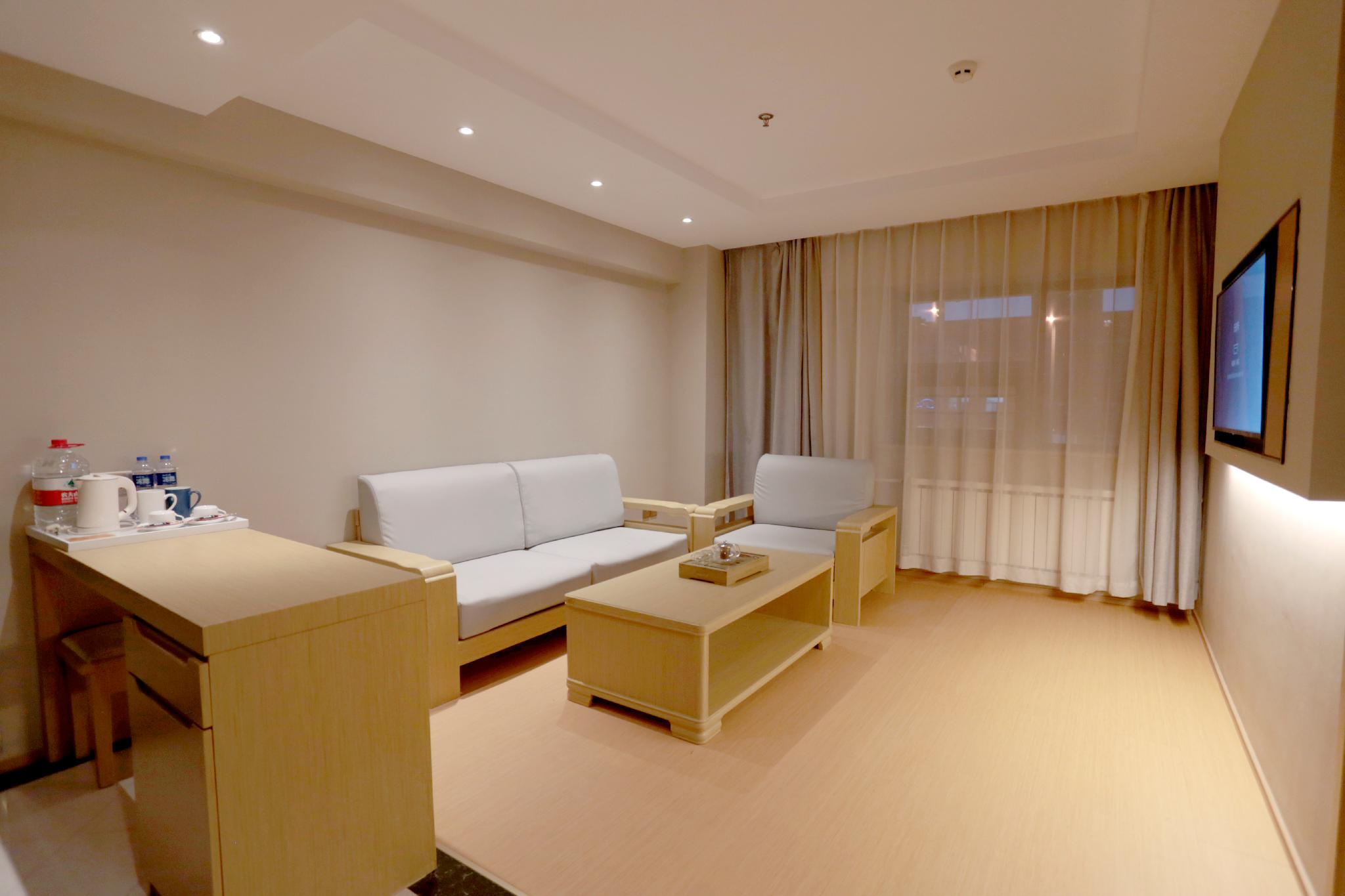GREENTREE INN TAIYUAN YINGZE DISTRICT JIANSHE(S)ROAD CHANGFENG STREET HOTEL 25/50
