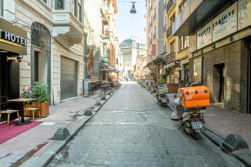 Idyllic Hotel Taksim 19/26