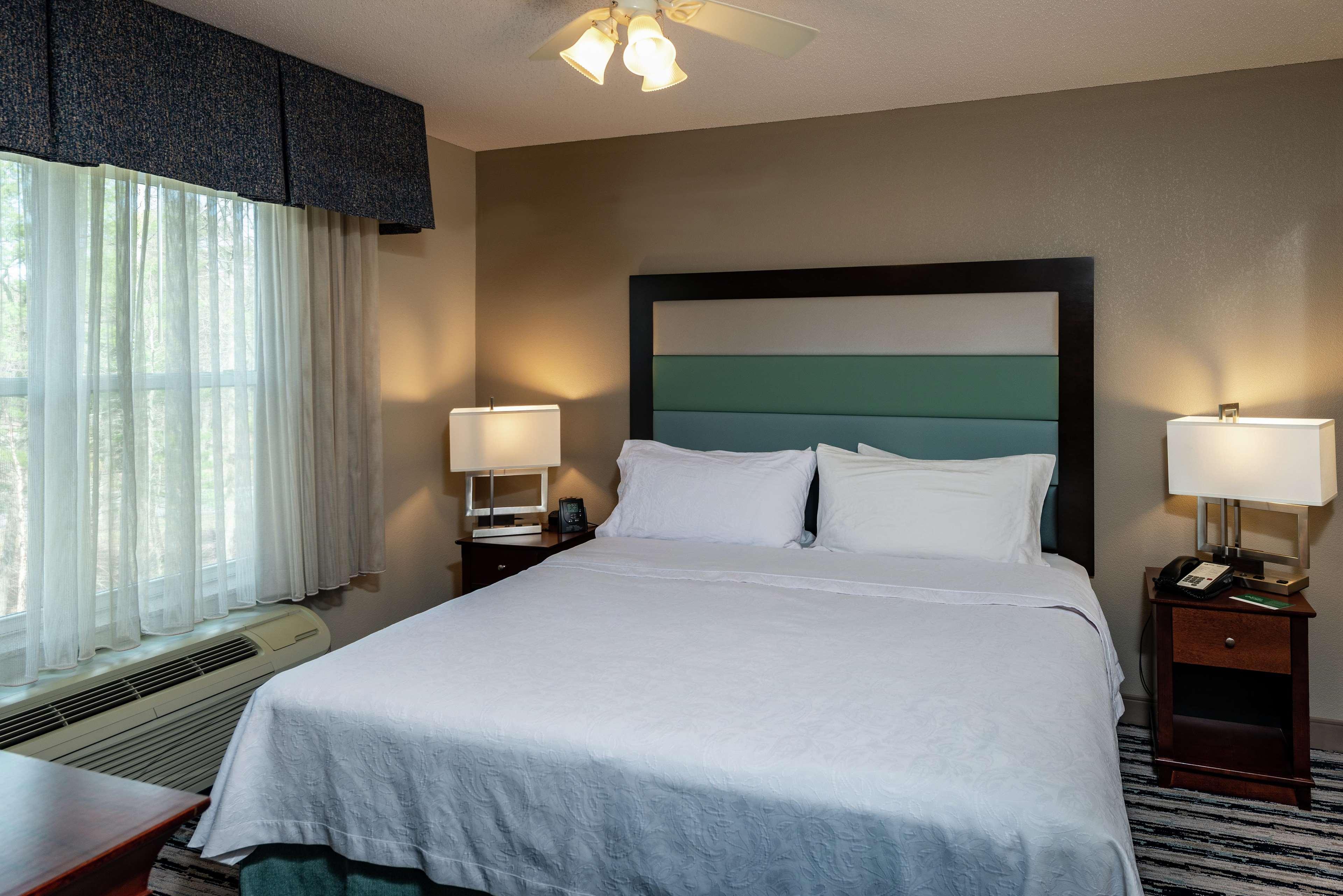 Suite, 1 King or 2 Queen Beds, Accessible