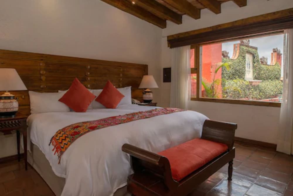 Villa Montana Hotel And Spa Boutique 10/70