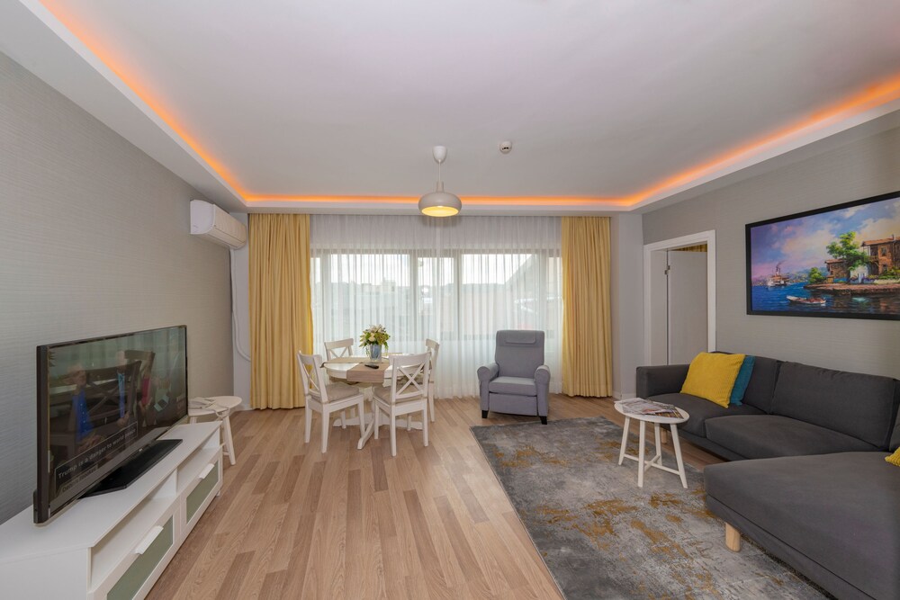 Feri Suites 29/50