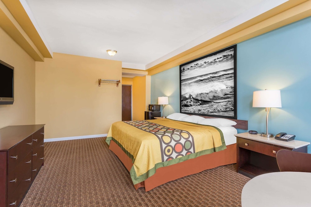 Aqua Vista Resort Hotel 11/49