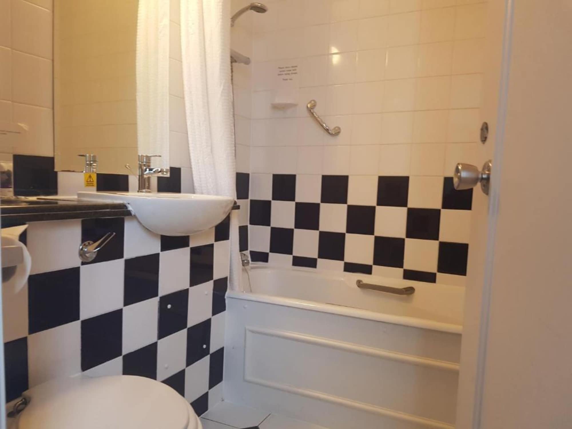 غرفة ديلوكس بسرير مزدوج، Mercure Aberdeen Caledonian Hotel 6/6