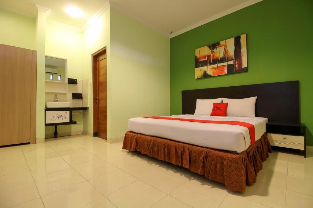Reddoorz Plus Taman Siswa 2 21/63