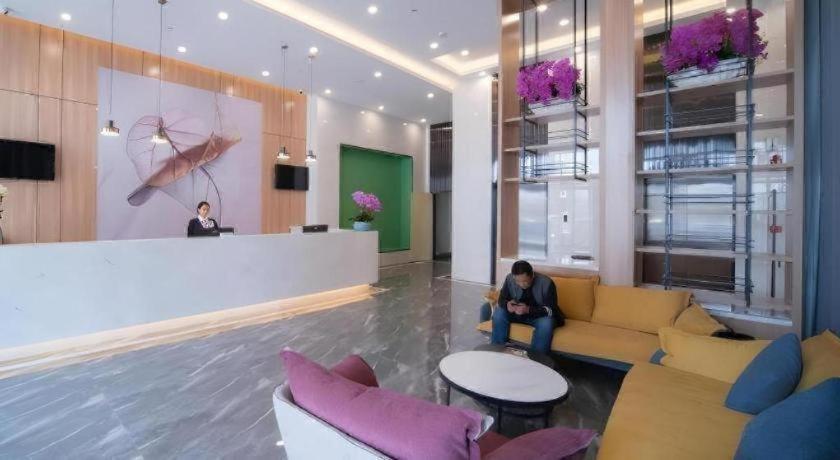 GreenTree Inn Express Hefei Yaohai Wanda Minghuang Road 7/38